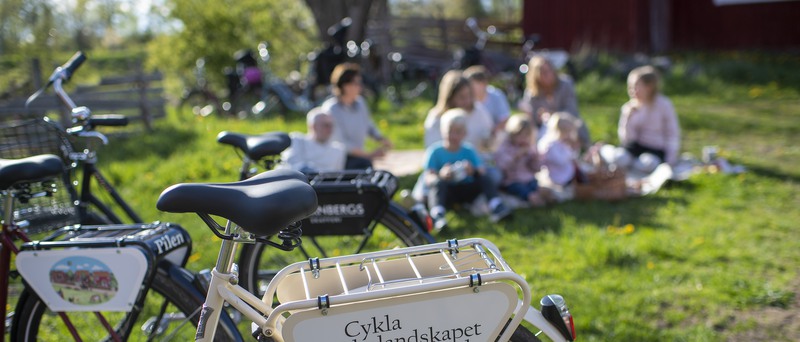 Bilder från Cykla i Filmlandskapet Småland. Får endast användas i sammanhang där företaget omnämns. Kontakta Carina Eldåker eller Carina Engqvist för information om bilderna.